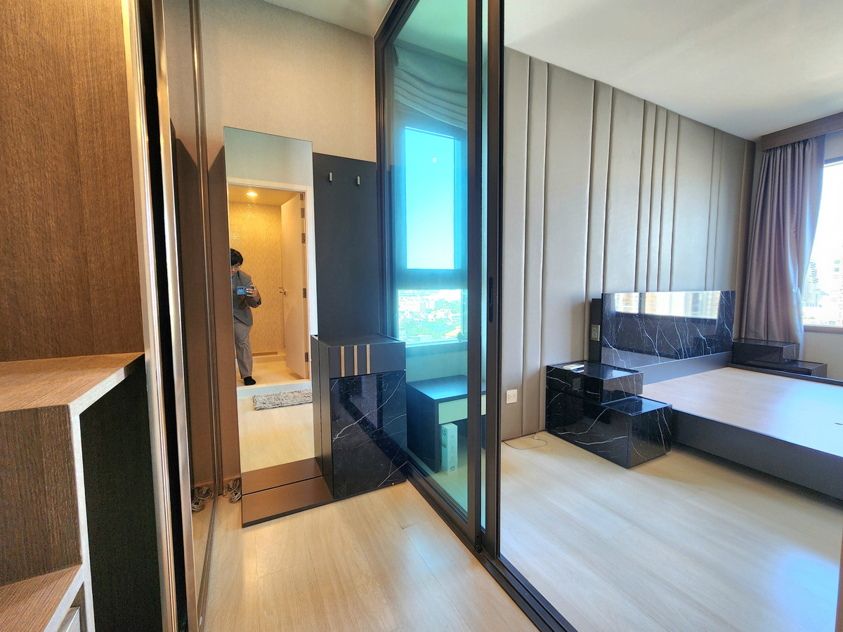 ให้เช่าคอนโดปิ่นเกล้า จรัญสนิทวงศ์ : **ห้องว่างครับผม ห้องแต่งสุดหรู แบบ 2 Bed**ให้เช่า **คอนโด ไลฟ์ ปิ่นเกล้า 2ห้องนอน 2ห้องน้ำ ชั้น17 ห้องมุม ทิศเหนือ ไม่ร้อนทั้งปี!!SN360.10