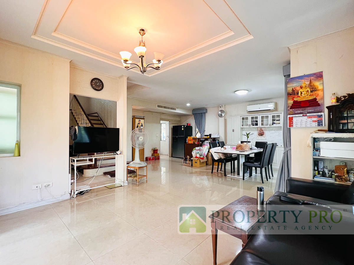 ให้เช่าบ้านเสรีไทย-นิด้า : ให้เช่า บ้าน ภัทรา รามคำแหง 76 บ้านเดี่ยว 4 ห้องนอน 69 ตรว 250 ตรม หลังมุม ตกแต่งสวย เฟอร์นิเจอร์ เครื่องใช้ไฟฟ้าครบ ใกล้ ศรีนครินทร์ กรุงเทพกรีฑา หัวหมาก : EL26R-002