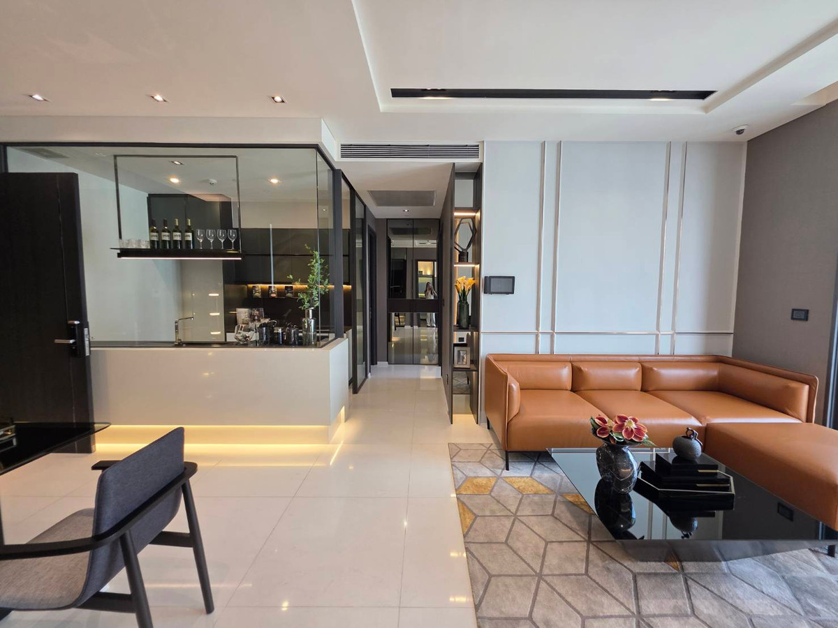 For SaleCondoSukhumvit, Asoke, Thonglor : The Bangkok Thonglor: 2bed 2bath 82.15sqm. 2XFl 23,000,000 brandnew fully furnished, private garden Am: 0656199198