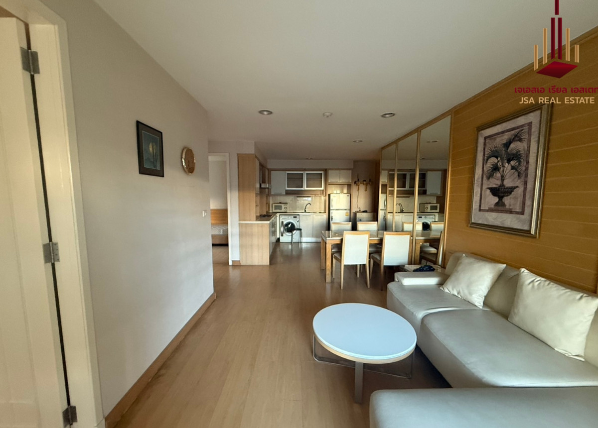 ขายคอนโดสาทร นราธิวาส : ✨ For Sale: The Bangkok Narathiwas Condo ✨ 💰 Only 5,500,000 THB ราคาดีสุดในตึกครับ ยินดีให้บริการครับสนใจติดต่อ คุณเจมส์มาร์