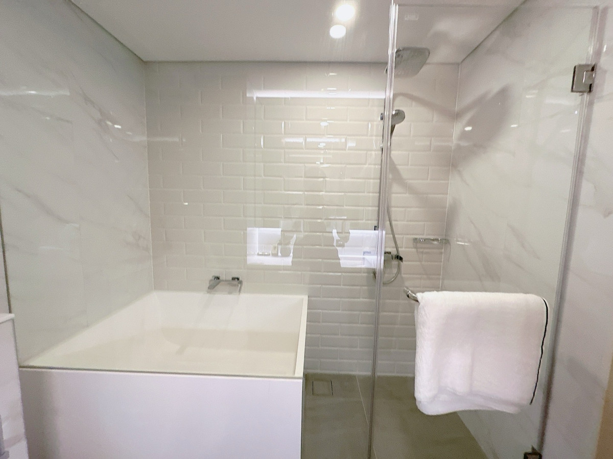 ขายคอนโดพระราม 9 เพชรบุรีตัดใหม่ RCA : 𝐋𝐀𝐍𝐃𝐌𝐀𝐑𝐊 𝐑𝐀𝐌𝐀 𝟗 𝐅𝐑𝐄𝐄 ทุกค่าใช่จ่าย ห้องโปรโมชั่น 𝟑.𝟓 ล้าน ผ่อนสบายๆ 𝟗,𝟗𝟎𝟎/เดือน ห้องใหม่มือ 1 ขายขาดทุน 