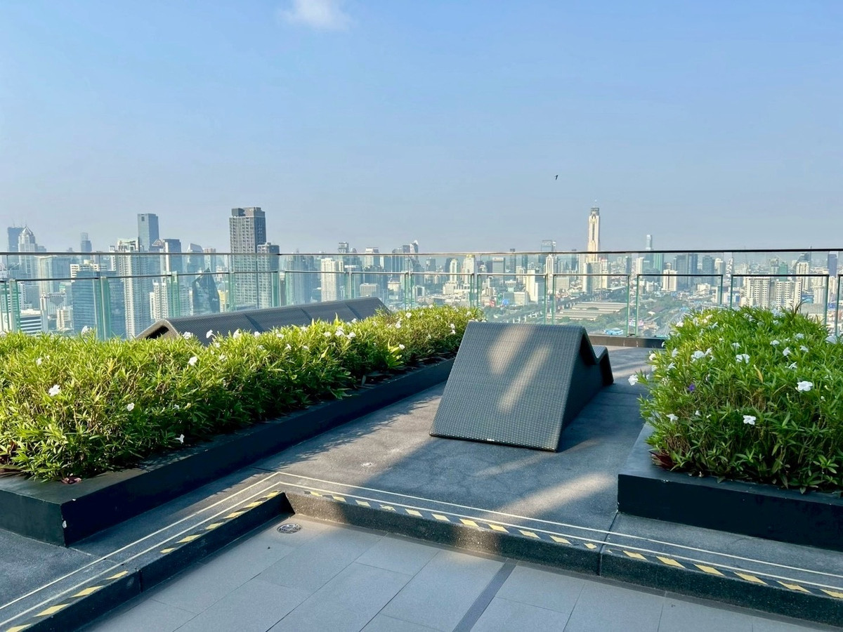 ให้เช่าคอนโดพระราม 9 เพชรบุรีตัดใหม่ RCA : 🔥ให้เช่าด่วน🔥ไลฟ์ อโศก ไฮป์ ห้องกว้าง เฟอร์นิเจอร์ครบพร้อมเข้าอยู่ 