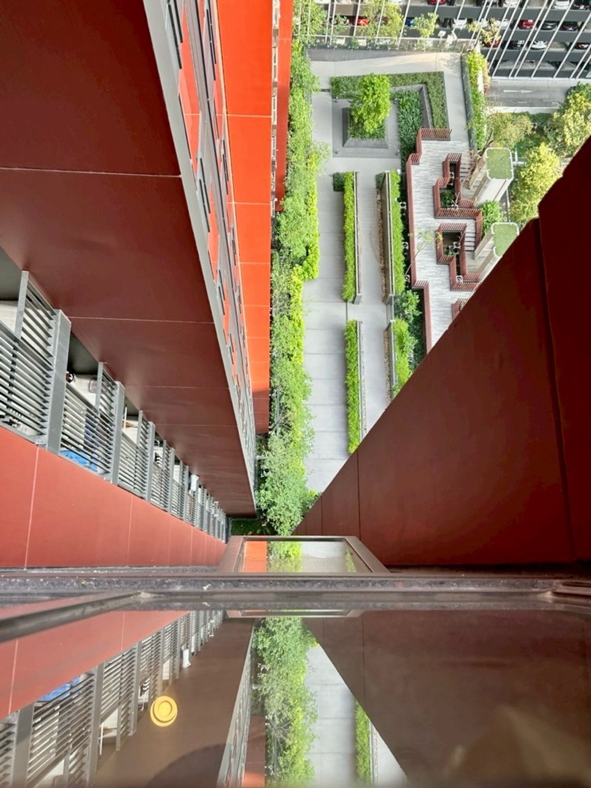 ให้เช่าคอนโดพระราม 9 เพชรบุรีตัดใหม่ RCA : 🔥ให้เช่าด่วน🔥ไลฟ์ อโศก ไฮป์ ห้องกว้าง เฟอร์นิเจอร์ครบพร้อมเข้าอยู่ 