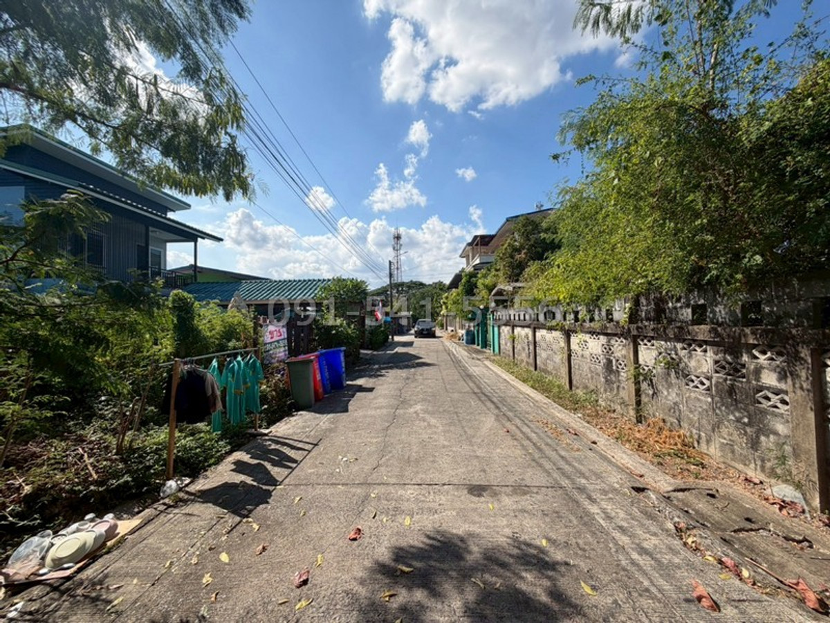 ขายที่ดินเลียบทางด่วนรามอินทรา : ขายที่ดินเปล่า ซอยพระยาสุเรนทร์ 16 แยก 1-6 ทำเลดี ขนาดที่ดิน 123 ตรว รูปแปลงสวย ใช้พื้นที่ได้เต็ม