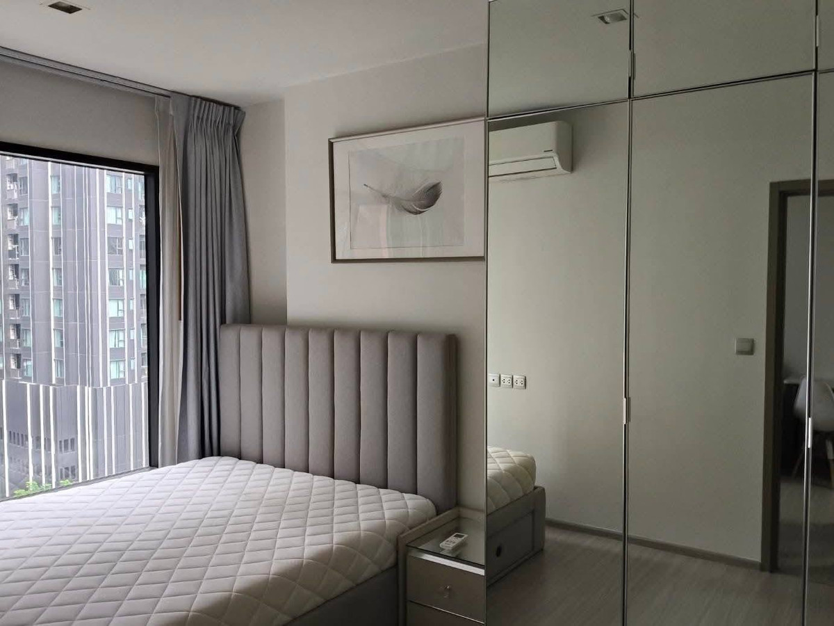 For RentCondoRama9, Petchburi, RCA : Life Asoke Hype 1 bed, spacious room, complete electrical appliances.