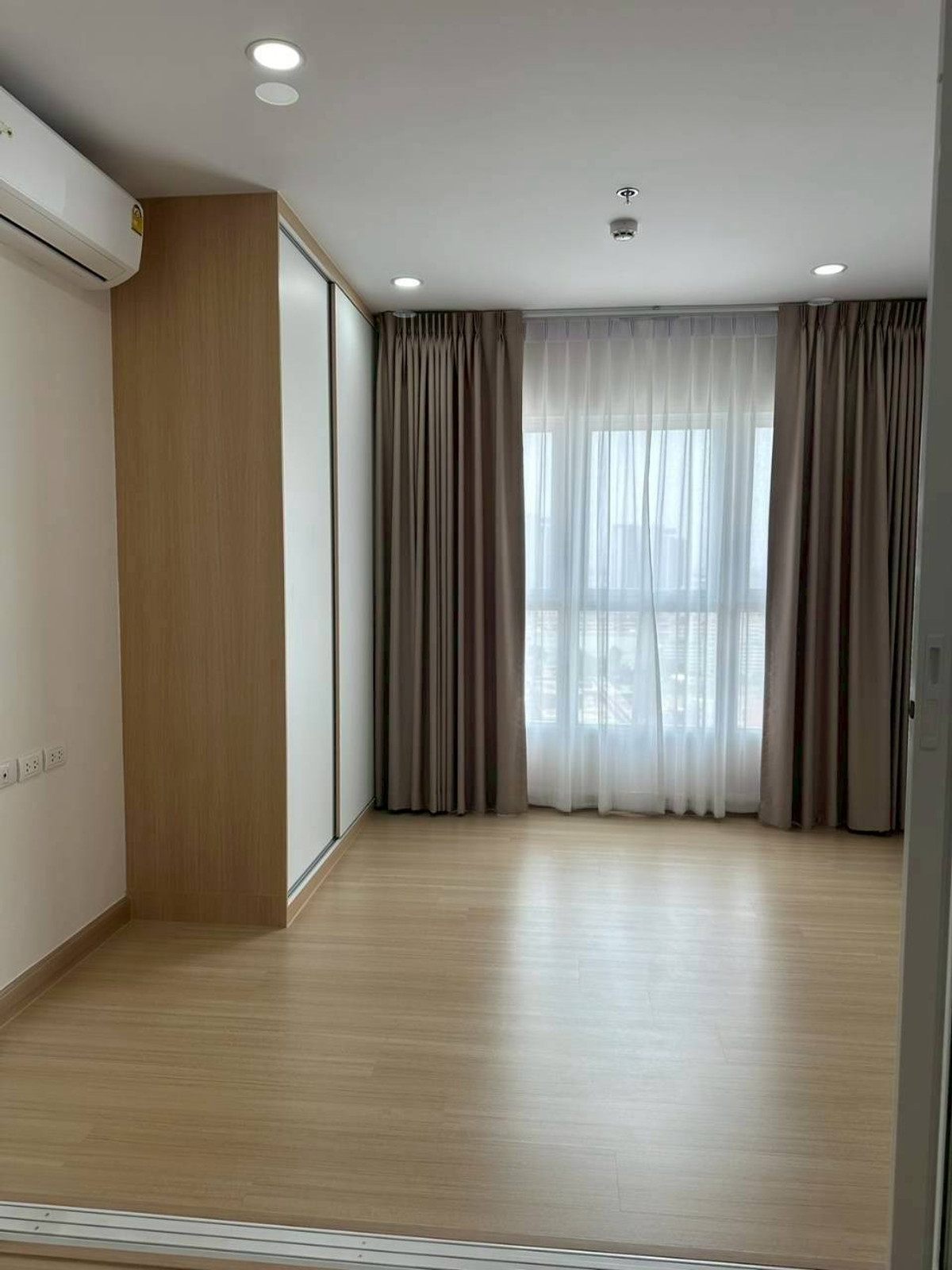 For SaleCondoRamkhamhaeng, Hua Mak : ✅ S-SVR358 ✅ Line : @p2nproperty