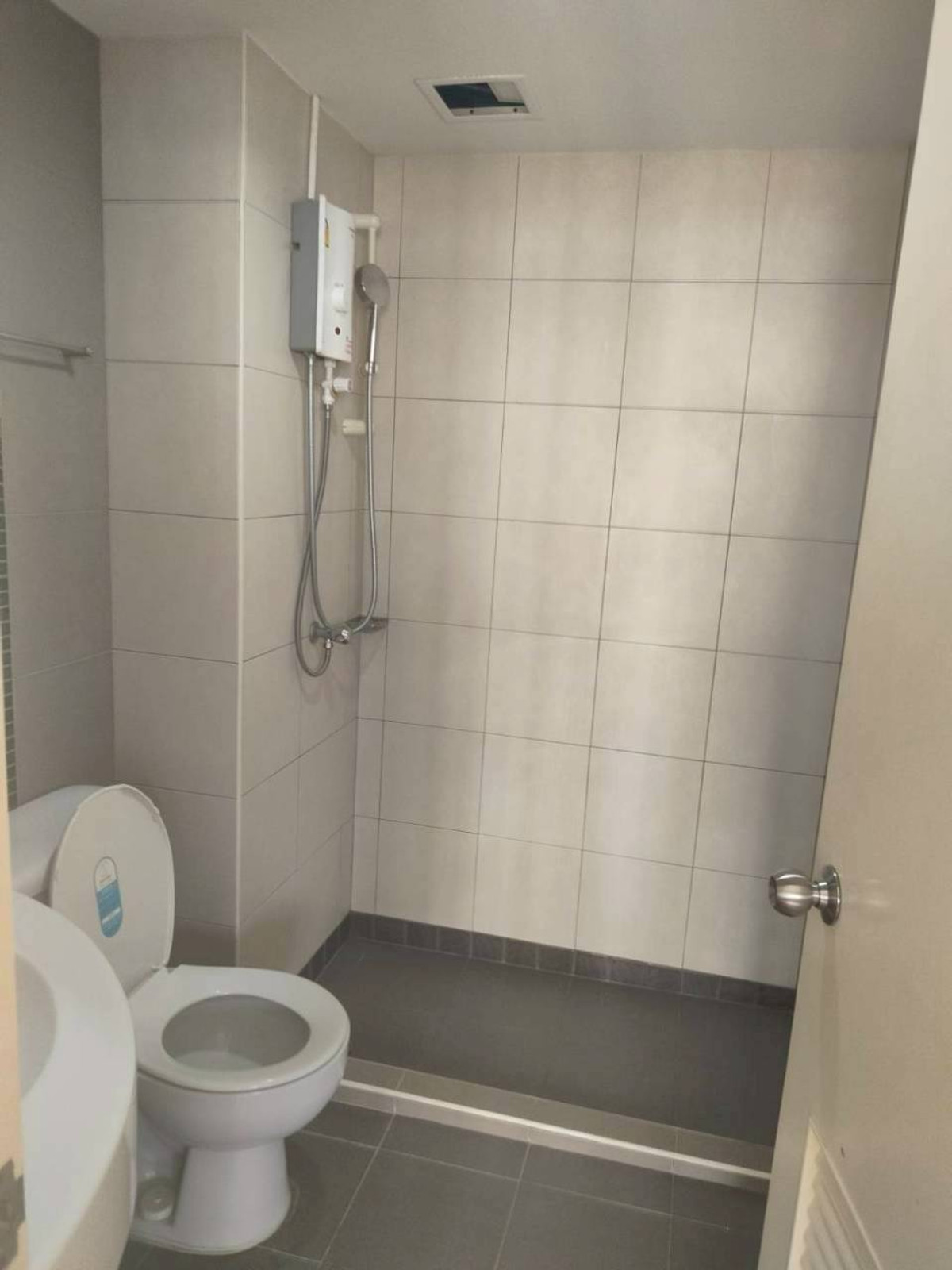 ให้เช่าคอนโดนวมินทร์ รามอินทรา : ✅ LPNTRN153 ✅ Line : @p2nproperty