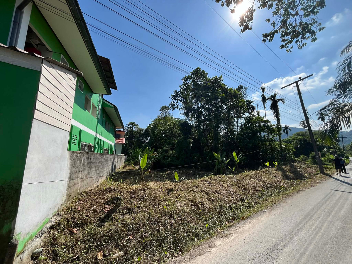 ขายที่ดินนครศรีธรรมราช : ขายที่ดินทำเลทอง หน้า ม.ราชภัฏ นครศรีธรรมราช  ทำเลศักยภาพสูง รายล้อมด้วยสิ่งอำนวยความสะดวก