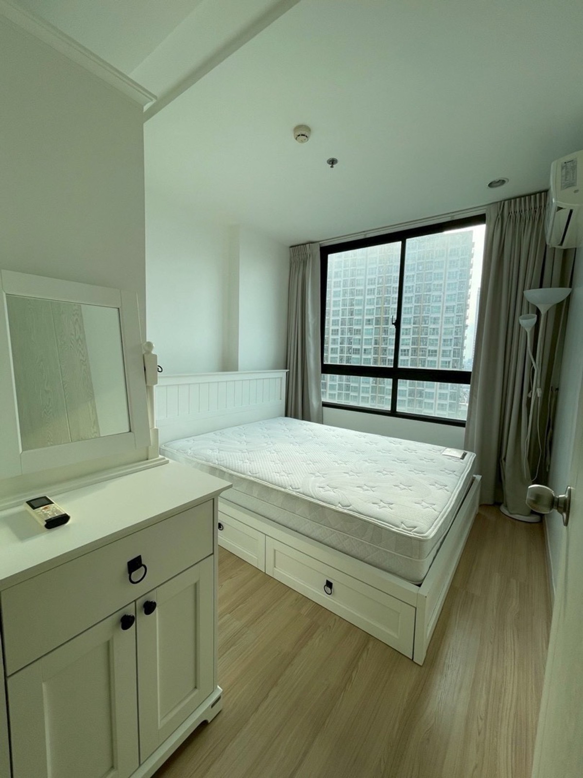 ให้เช่าคอนโดอ่อนนุช อุดมสุข : ให้เช่า Artemis Sukhumvit 77 1ห้องนอน1ห้องน้ำ 30 ตร.ม. ชั้น18  ห้องสวย เฟอร์ครบ พร้อมเข้าอยู่ ราคา 13,000 บาท
