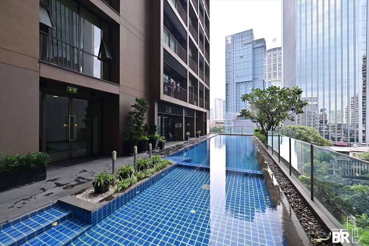 For SaleCondoSukhumvit, Asoke, Thonglor : ✨ For Sale: Noble Refine Condo ✨ 💰 Best Price 7,300,000 THB