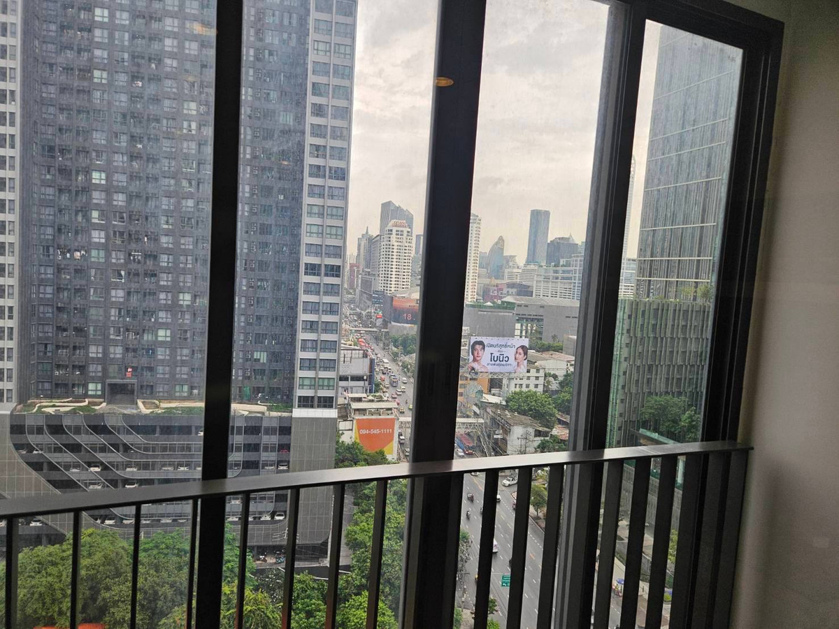 For SaleCondoRatchathewi,Phayathai : Ideo Q Ratchathewi【𝐒𝐄𝐋𝐋 & 𝐑𝐄𝐍𝐓】🔥Modern and luxurious room with a sophisticated color scheme, good floor plan, and efficient use of space.🔥 Contact Line ID: @hacondo