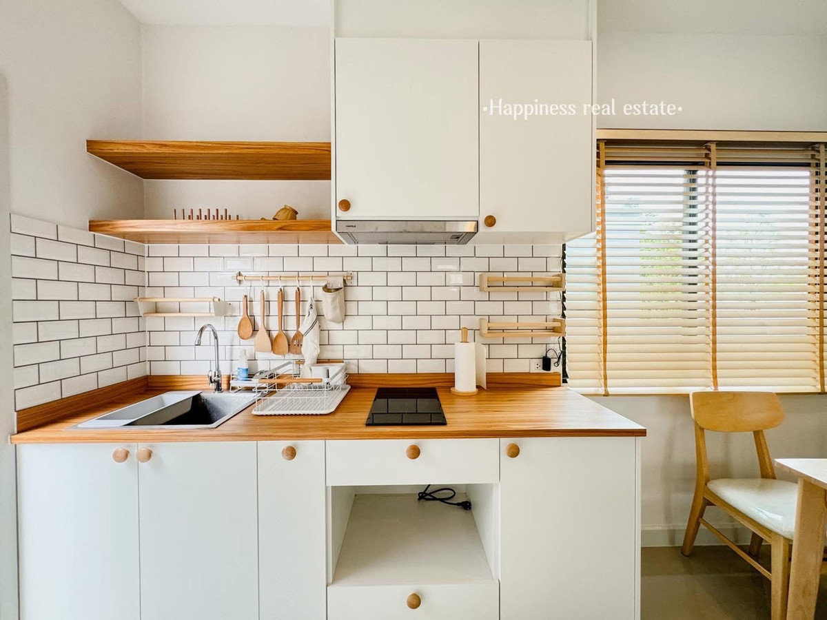 For SaleHouseChaengwatana, Muangthong : 💕 Beautiful house with furniture At a price of less than 5MB. 🫶 ✨🏡 Semi-detached house, detached house style. Near SISB International School, Nonthaburi