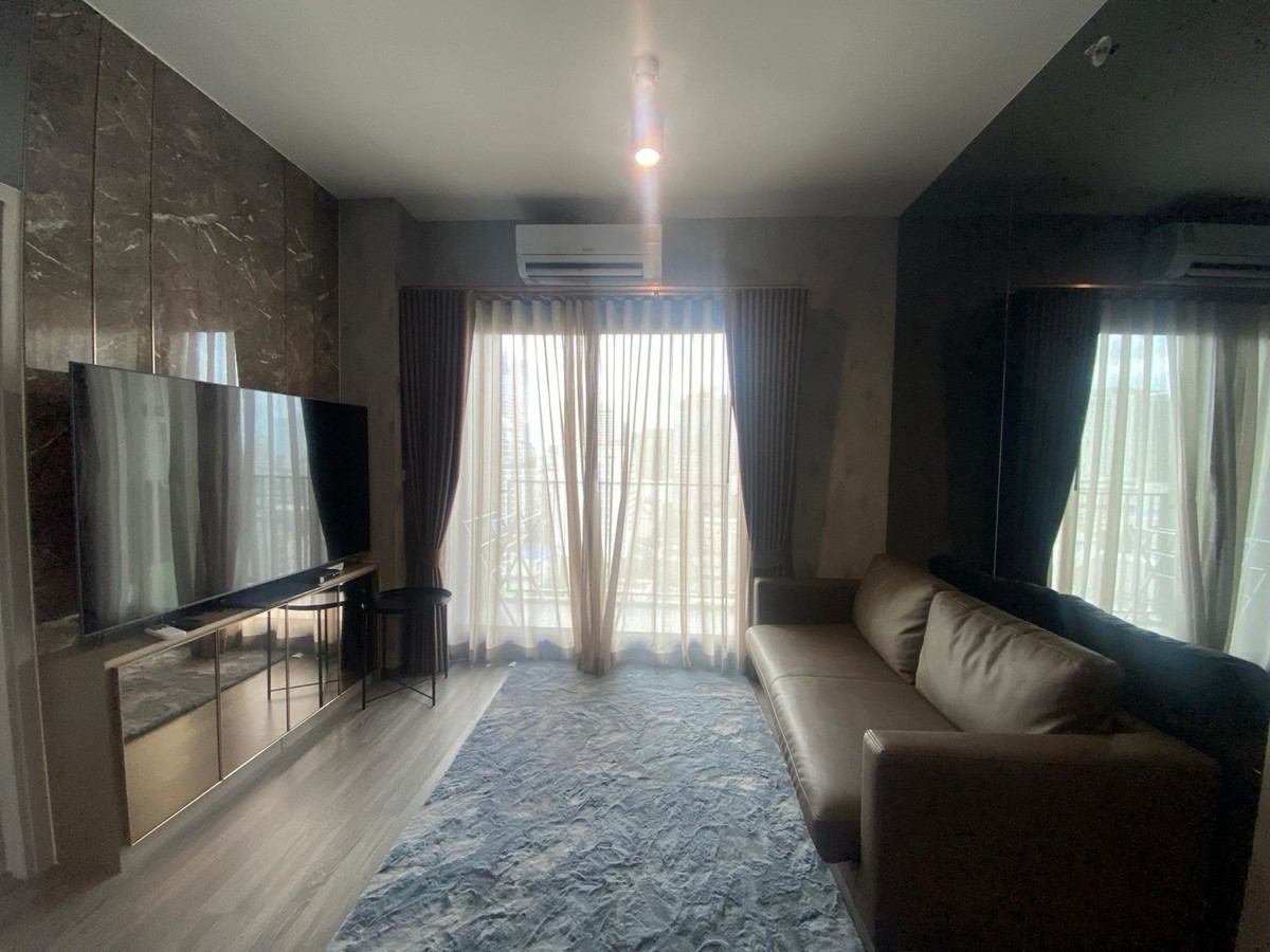 ขายคอนโดสยาม จุฬา สามย่าน : 📍 Ideo Chula–Samyan2 Bed 2 Bath  63 sq.m.(Tenanted Unit)💰 Price 12.3 MB — All InclusivePhat: 064-642-8664Nui: 094-624-2014