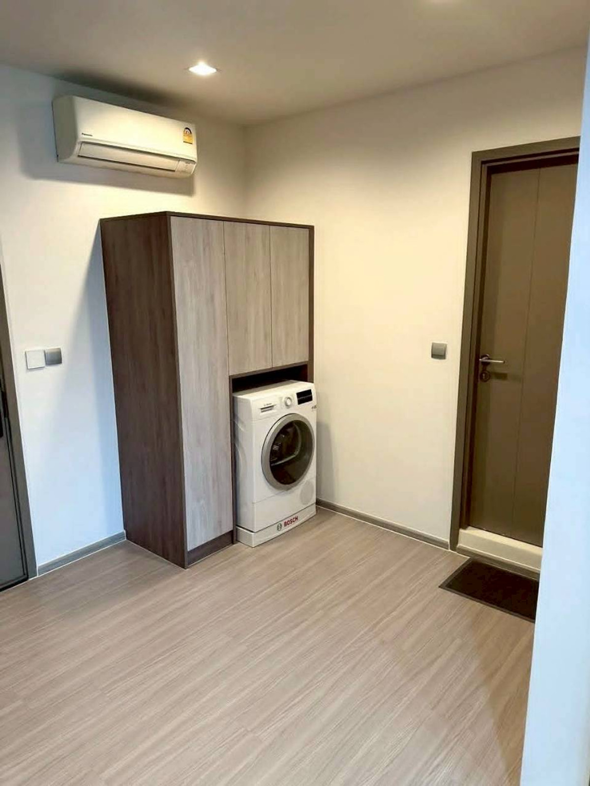 ให้เช่าคอนโดพระราม 9 เพชรบุรีตัดใหม่ RCA : ✅ LAH150 ✅ Line : @p2nproperty