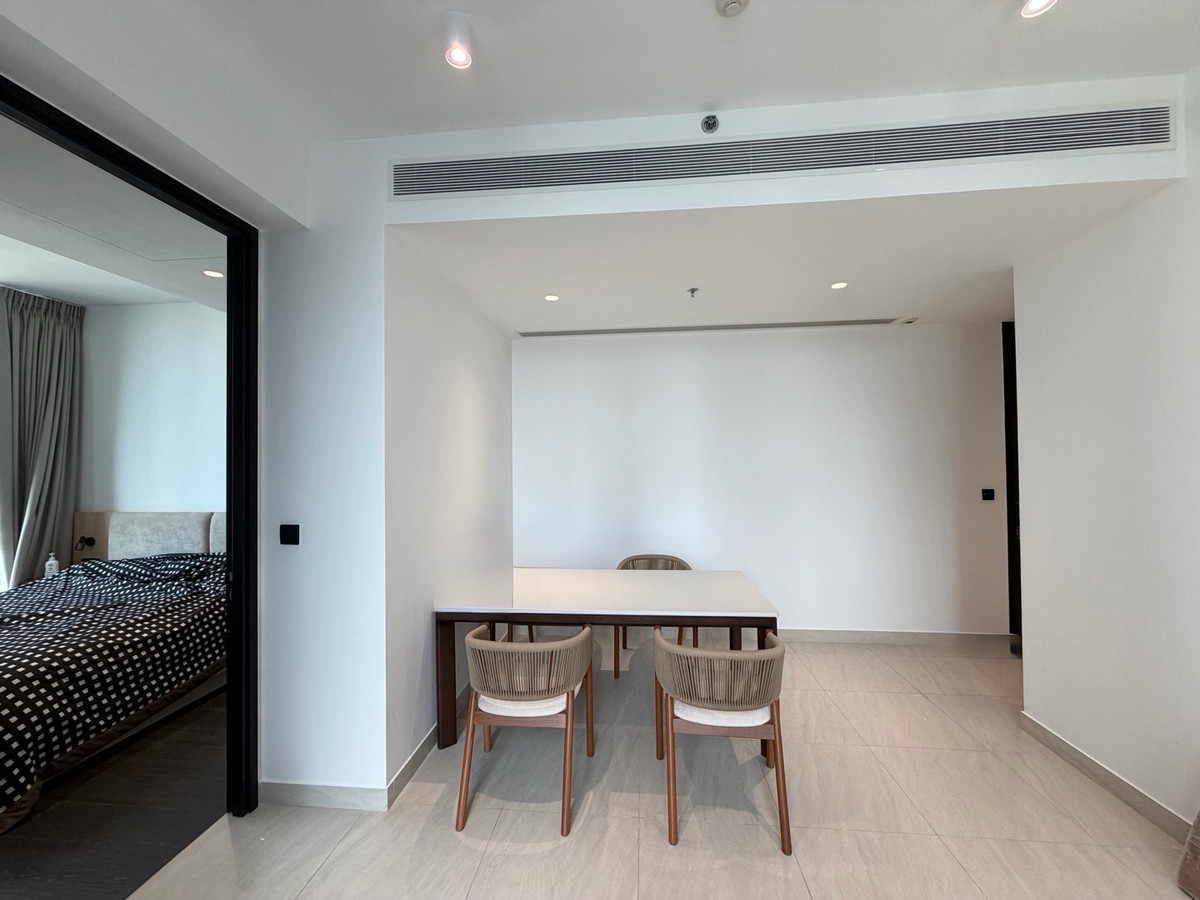 ขายคอนโดสาทร นราธิวาส : คอนโดสาทร ใกล้บีทีเอสเซนต์หลุยส์ 2 ห้องนอน ทรัพย์คุณภาพ เลี้ยงสัตว์ได้ เหมาะลงทุนระยะยาว