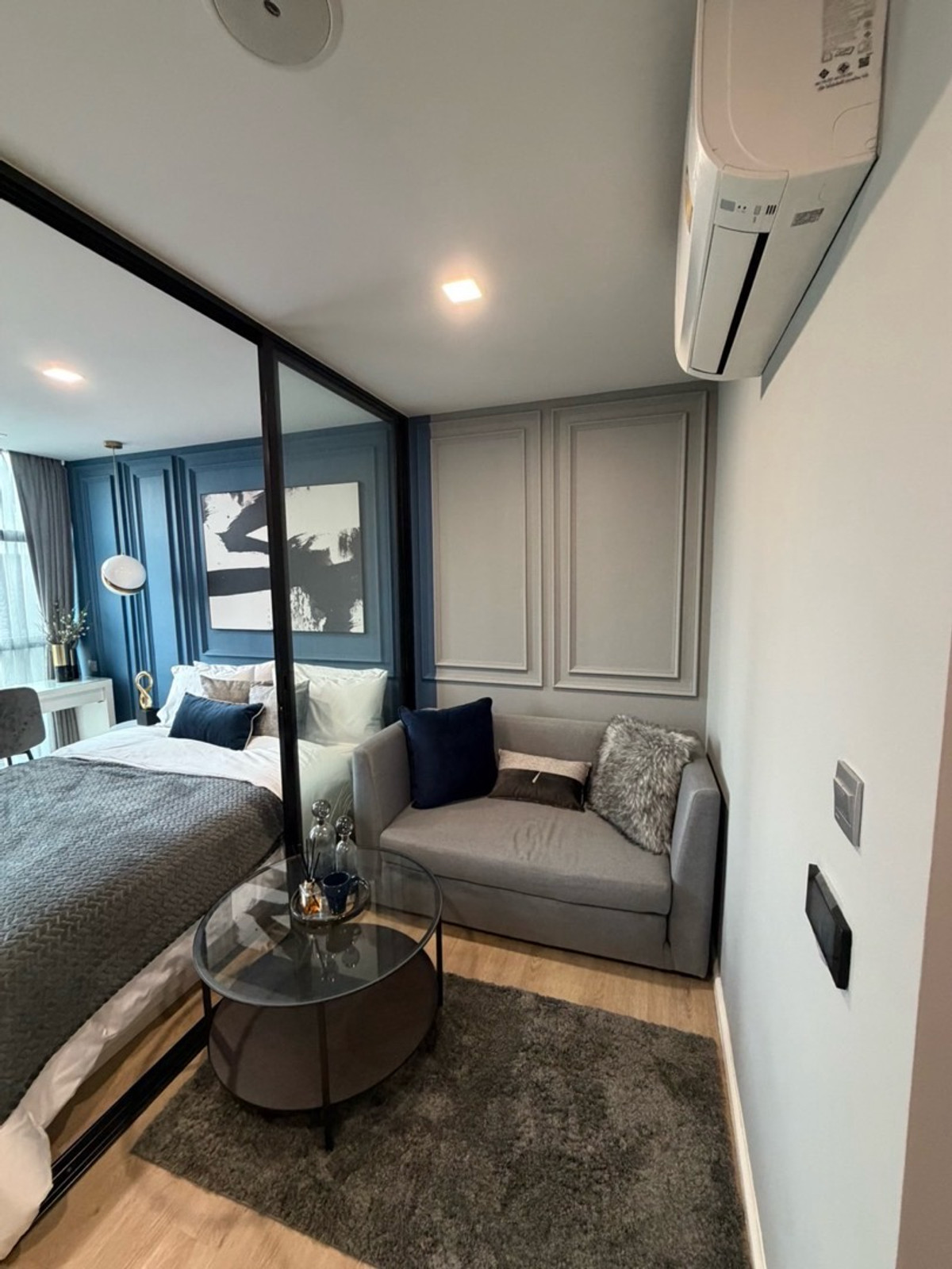 ขายคอนโดรัชดา ห้วยขวาง : IVORY รัชดา 32 Studio 24 ตร.ม.เฟอร์ครบ แต่งพร้อมเข้าอยู่ราคาเพียง 2.75 ลบ.Phat: 064-642-8664Nui: 094-624-2014