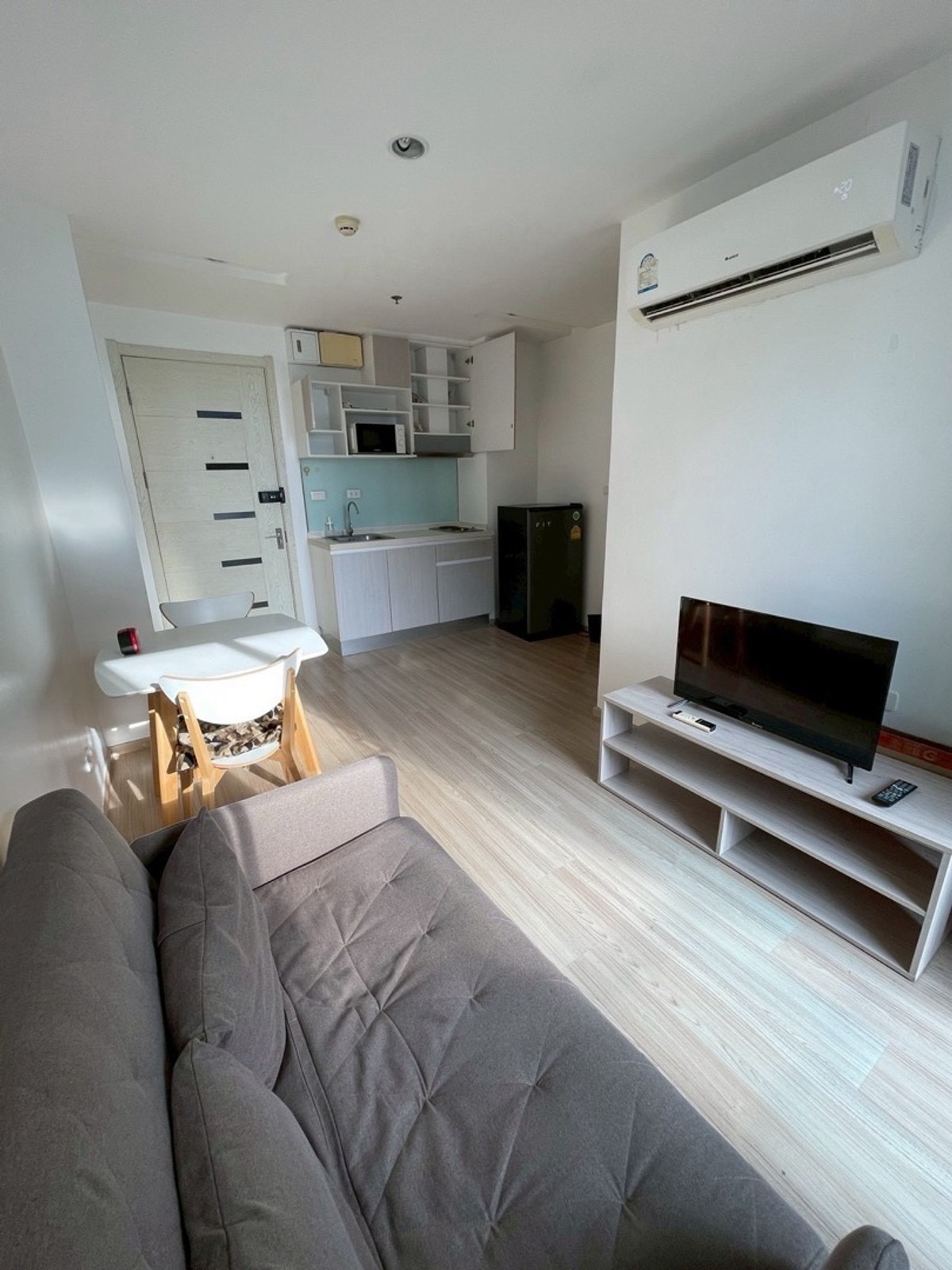 For RentCondoOnnut, Udomsuk : For rent, Artemis Sukhumvit 77, 1 bedroom, 1 bathroom, 30 sq m, 18th floor, beautiful room, fully furnished, ready to move in, price 13,000 baht.