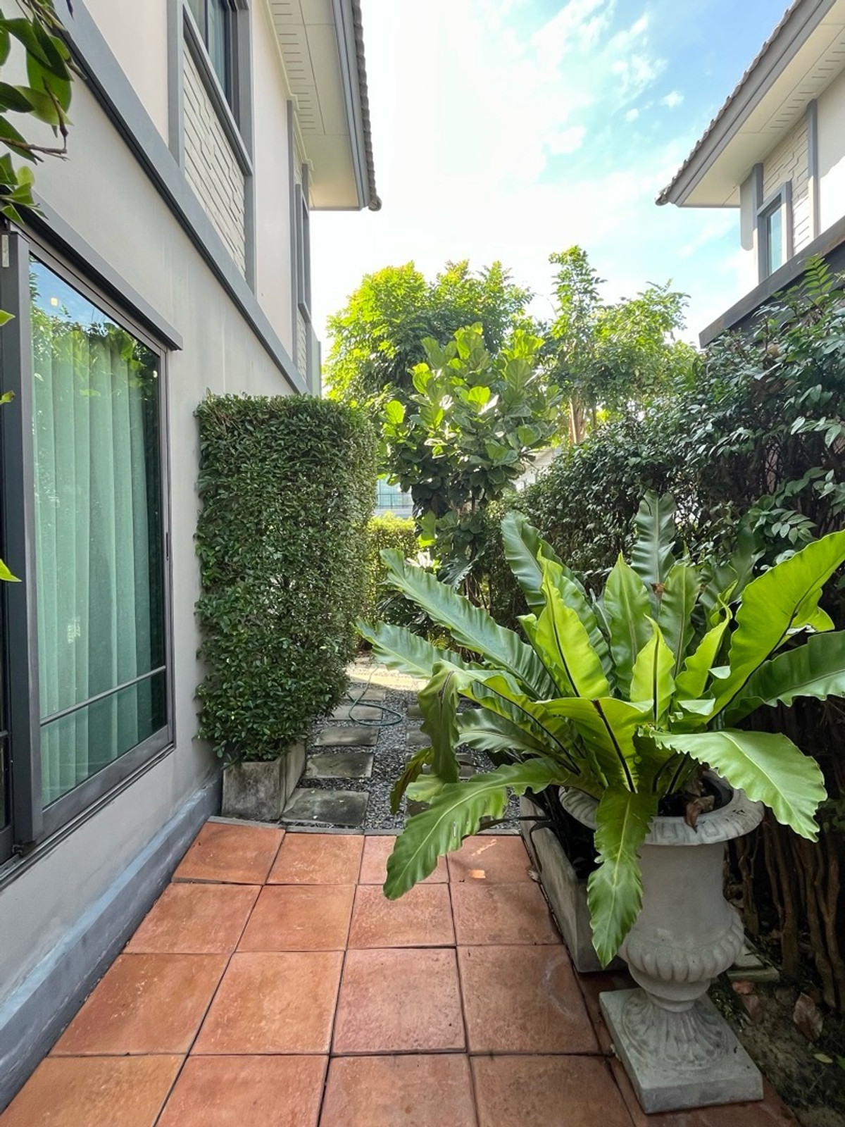 ขายบ้านมีนบุรี-ร่มเกล้า : ภัสสร รามคำแหง-ราษฎร์พัฒนา ขายต่ำกว่าทุน 6แสน บ้านใหม่ซอยมิสทีนพร้อมเฟอร์ สุดกว่านี้ไม่มีแล้ว