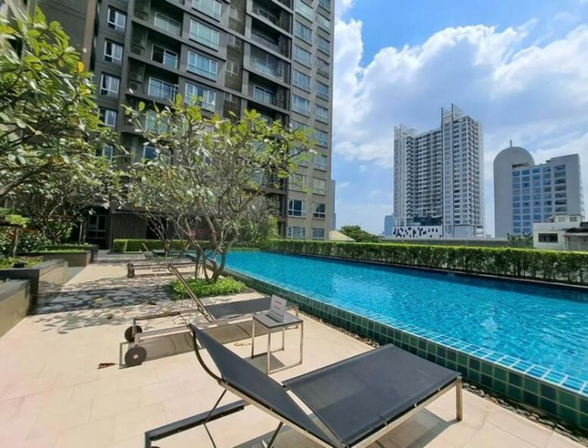 ขายคอนโดวงเวียนใหญ่ เจริญนคร : ✨ ขายไฮฟ์ ตากสิน ✨ ราคา 💰3,700,000 บาท