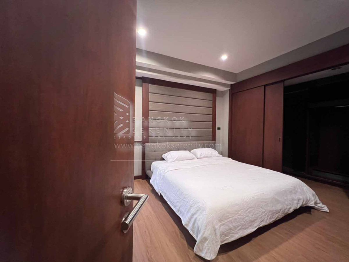 For RentHousePattanakan, Srinakarin : House for rent at Panya Pattanakarn