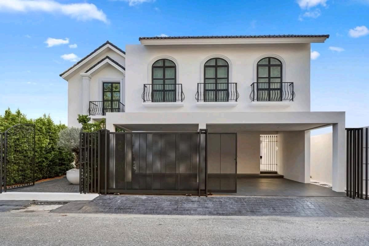 ขายบ้านโชคชัย4 ลาดพร้าว71 : 🚩บ้านเดี่ยวพร้อมสระส่วนตัวนาคนิวาส 41 ราคา 34.9 ล้าน‼️