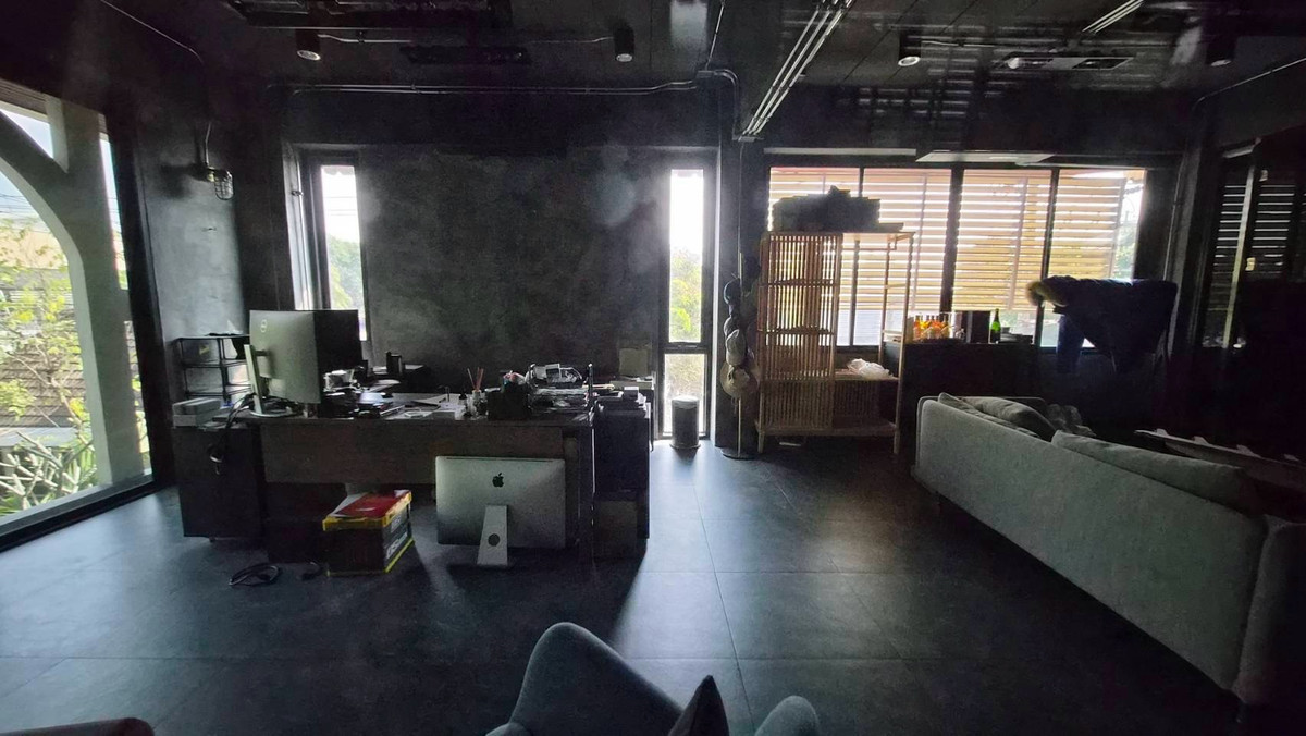 For SaleFactoryYothinpattana,CDC : Factory for sale with factory license 4, location along Ramindra Expressway • Lat Phrao 87 on 4 rai 1 ngan of land, usable area 5,750 square meters, you cant find a location like this anywhere else 📲 093-785-8898