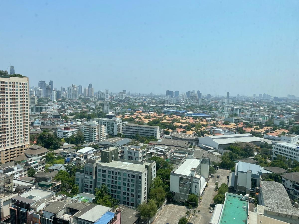 ขายคอนโดอ่อนนุช อุดมสุข : 🔥ขายด่วน+🔥ริทึ่ม สุขุมวิท 44/1 ติดสถานีรถไฟฟ้า BTS พระโขนง เฟอร์นิเจอร์ครบ พร้อมเข้าอยู่