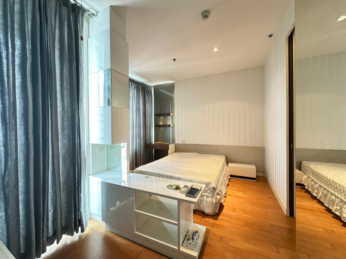 ขายคอนโดราชเทวี พญาไท : ขานด่วน! ห้อสวยมาก เจ้าของอยากขาย ห้องหายาก ฝั่งตะวันออก หันหลังให้ถนนไม่ได้ยินเสียงแน่นอน เพราะเงียบสงบมากๆๆๆ ค่ะ ห้องนี้เจ้าของแต่งอยู่เอง เป็นล้าน! สนใจติดต่อ 0876358339 K.นาง