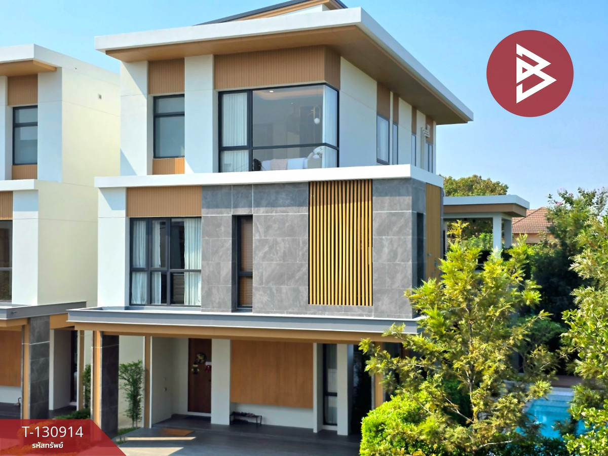 For SaleHouseNakhon Pathom : Urgent sale, luxurious 3-story detached house, Silpa Lamphaya Project, Nakhon Pathom.