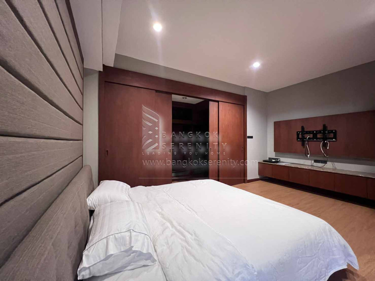 For RentHousePattanakan, Srinakarin : House for rent at Panya Pattanakarn