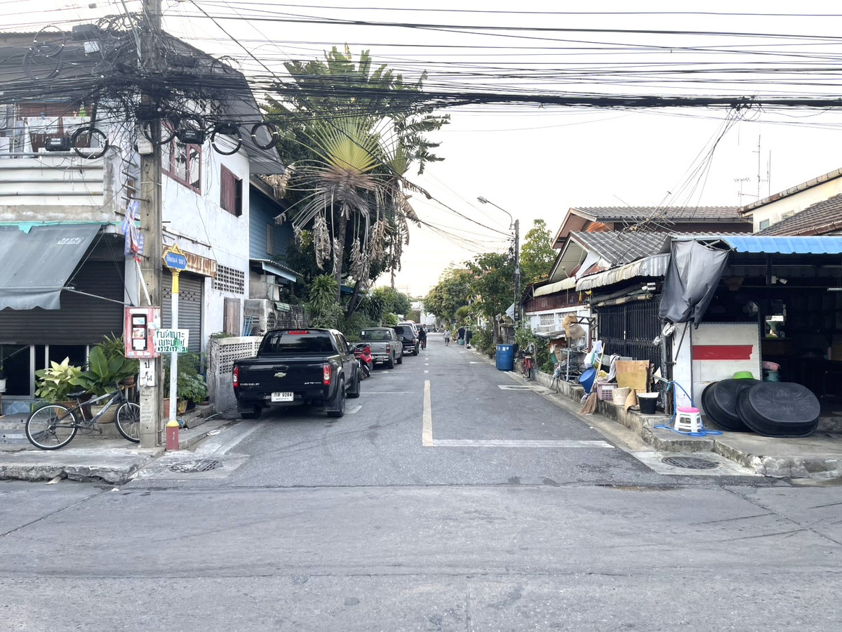 For SaleHouseSamut Prakan,Samrong : Rental Units for Sale in Thepharak 66, Samut Prakan – Investment Property, 2.5M THB