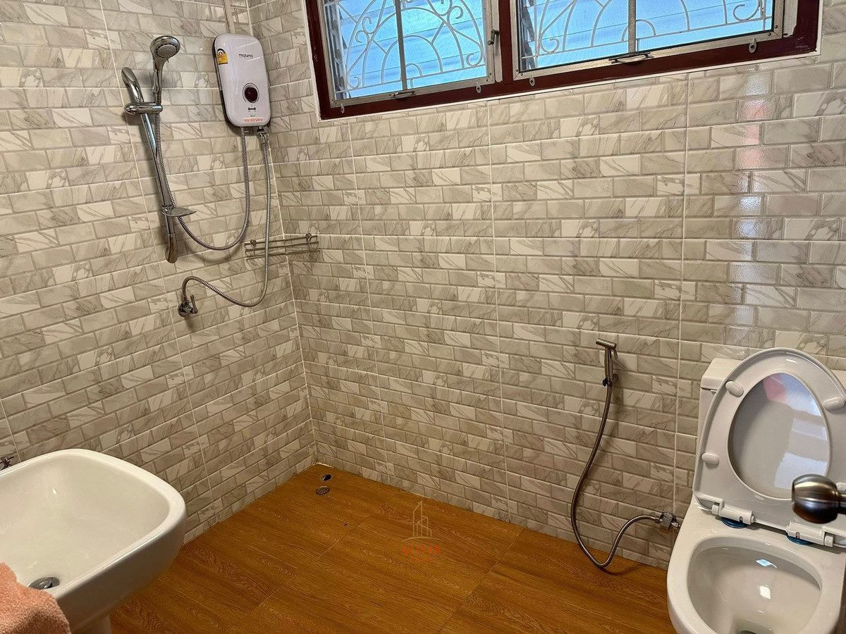 For RentHouseOnnut, Udomsuk : RH011926 For rent, 2-story detached house, 4 bedrooms, Sukhumvit 101/1 area.