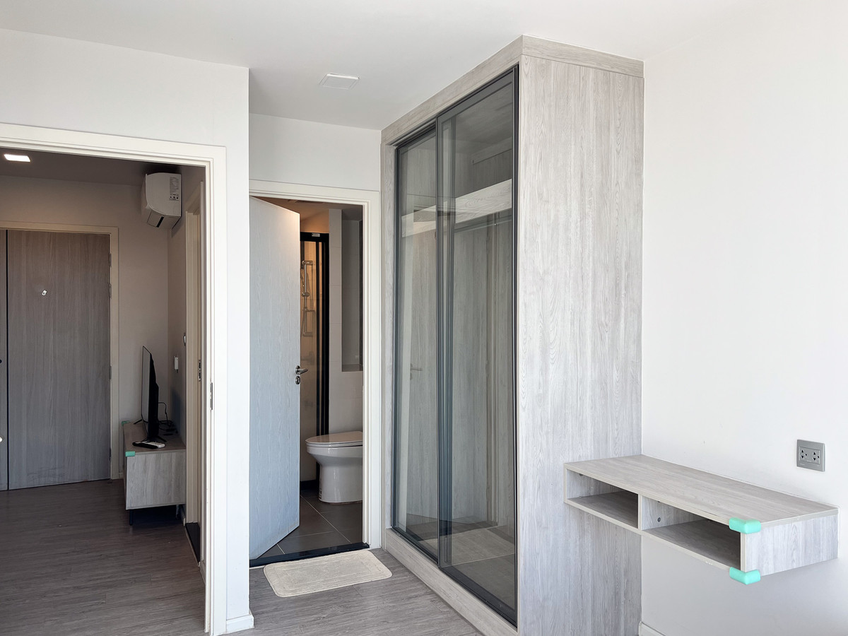 ให้เช่าคอนโดบางนา แบริ่ง ลาซาล : ให้เช่า คอนโด Atmoz Tropicana Bangna ห้องมุม วิวสวน  ส่วนกลางจัดเต็ม มีรถรับส่งจากโครงการถึง BTS 