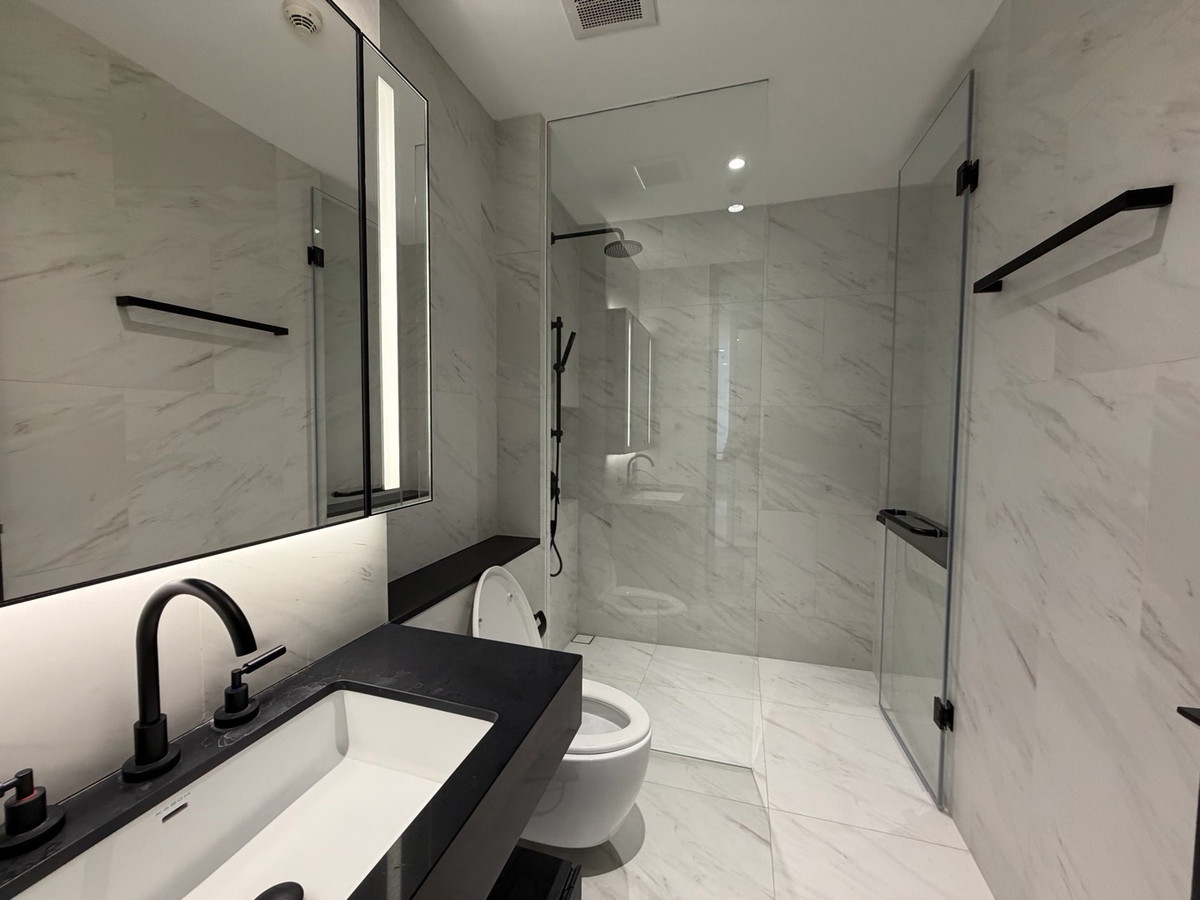 ขายคอนโดสาทร นราธิวาส : คอนโดสาทร ใกล้บีทีเอสเซนต์หลุยส์ 2 ห้องนอน ทรัพย์คุณภาพ เลี้ยงสัตว์ได้ เหมาะลงทุนระยะยาว