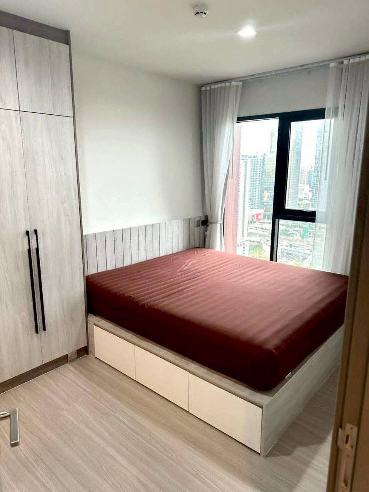 For RentCondoRama9, Petchburi, RCA : ✅ LAH150 ✅ Line : @p2nproperty