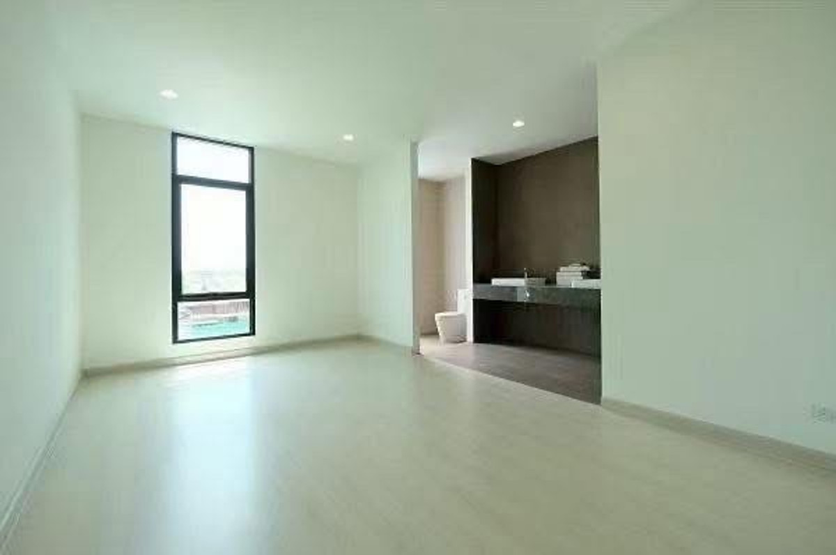 ทาวน์โฮมรัชดา ห้วยขวาง : ✨[ Sell & Rent] THE AUTHOR Ratchada 32 ✨ ห้องนั่งเล่น Double Volume สูง 6.5 เมตร ทำเลใจกลางเมือง 