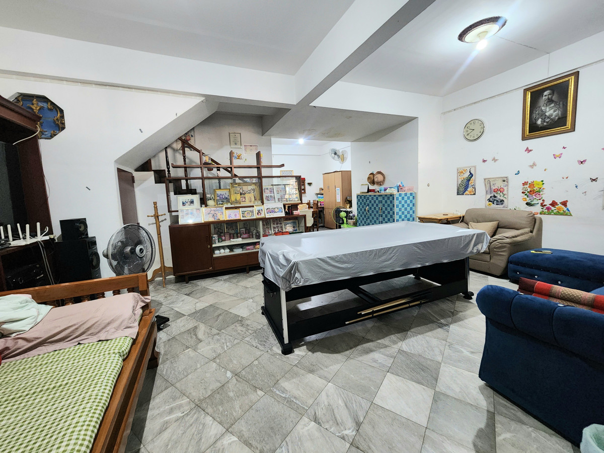 ขายทาวน์โฮมรัชดา ห้วยขวาง : 🏡 บ้านวัยเก๋า…คลาสสิก แข็งแรง ใจกลาง RATCHADA 18 Rare Item ที่หาแทบไม่ได้ในย่านห้วยขวาง