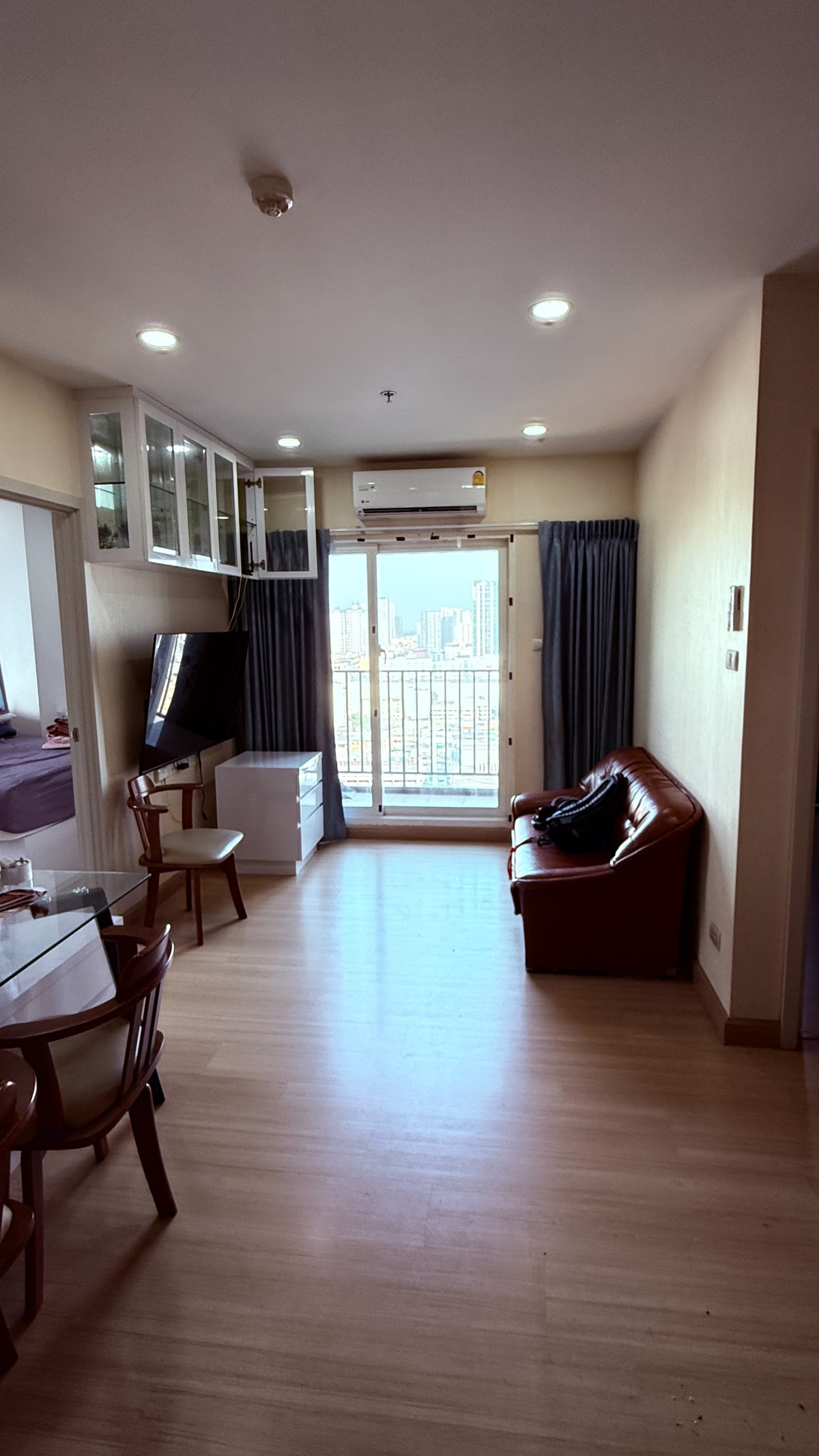 ให้เช่าคอนโดรามคำแหง หัวหมาก : ให้เช่า Condo Supalai Veranda Ramkhamhaeng ห้องมุม เฟอร์นิเจอร์ครบ