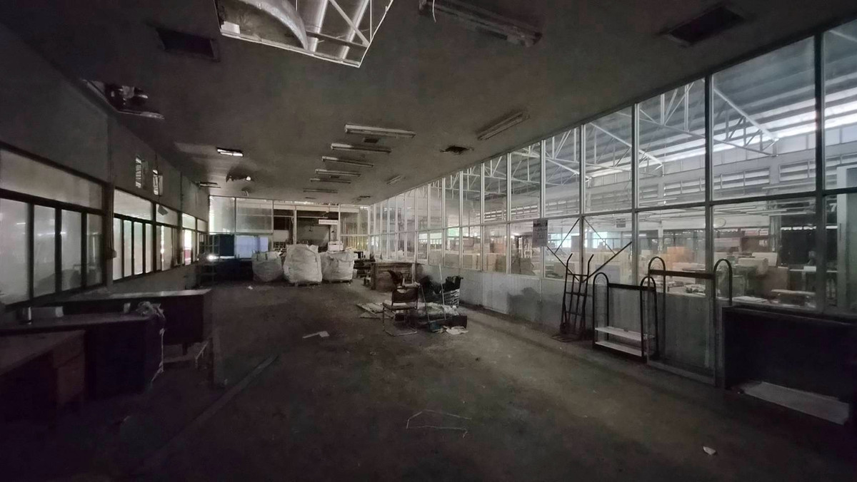 For SaleFactoryYothinpattana,CDC : Factory for sale with factory license 4, location along Ramindra Expressway • Lat Phrao 87 on 4 rai 1 ngan of land, usable area 5,750 square meters, you cant find a location like this anywhere else 📲 093-785-8898