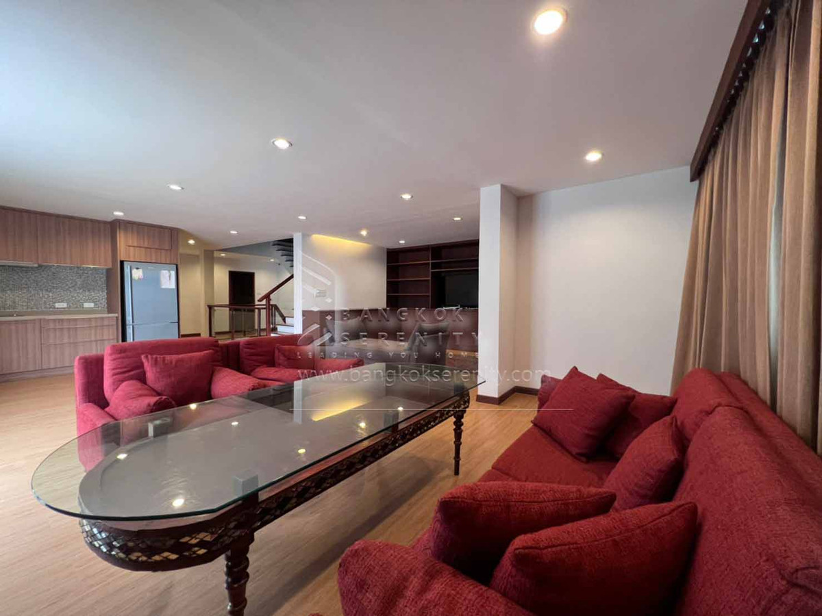 For RentHousePattanakan, Srinakarin : House for rent at Panya Pattanakarn