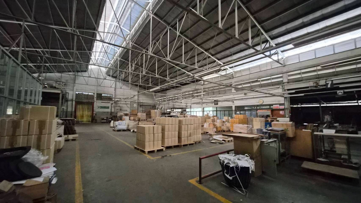 For SaleFactoryYothinpattana,CDC : Factory for sale with factory license 4, location along Ramindra Expressway • Lat Phrao 87 on 4 rai 1 ngan of land, usable area 5,750 square meters, you cant find a location like this anywhere else 📲 093-785-8898