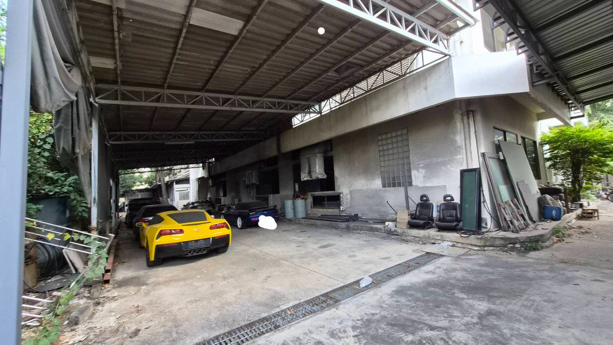 For SaleFactoryYothinpattana,CDC : Factory for sale with factory license 4, location along Ramindra Expressway • Lat Phrao 87 on 4 rai 1 ngan of land, usable area 5,750 square meters, you cant find a location like this anywhere else 📲 093-785-8898