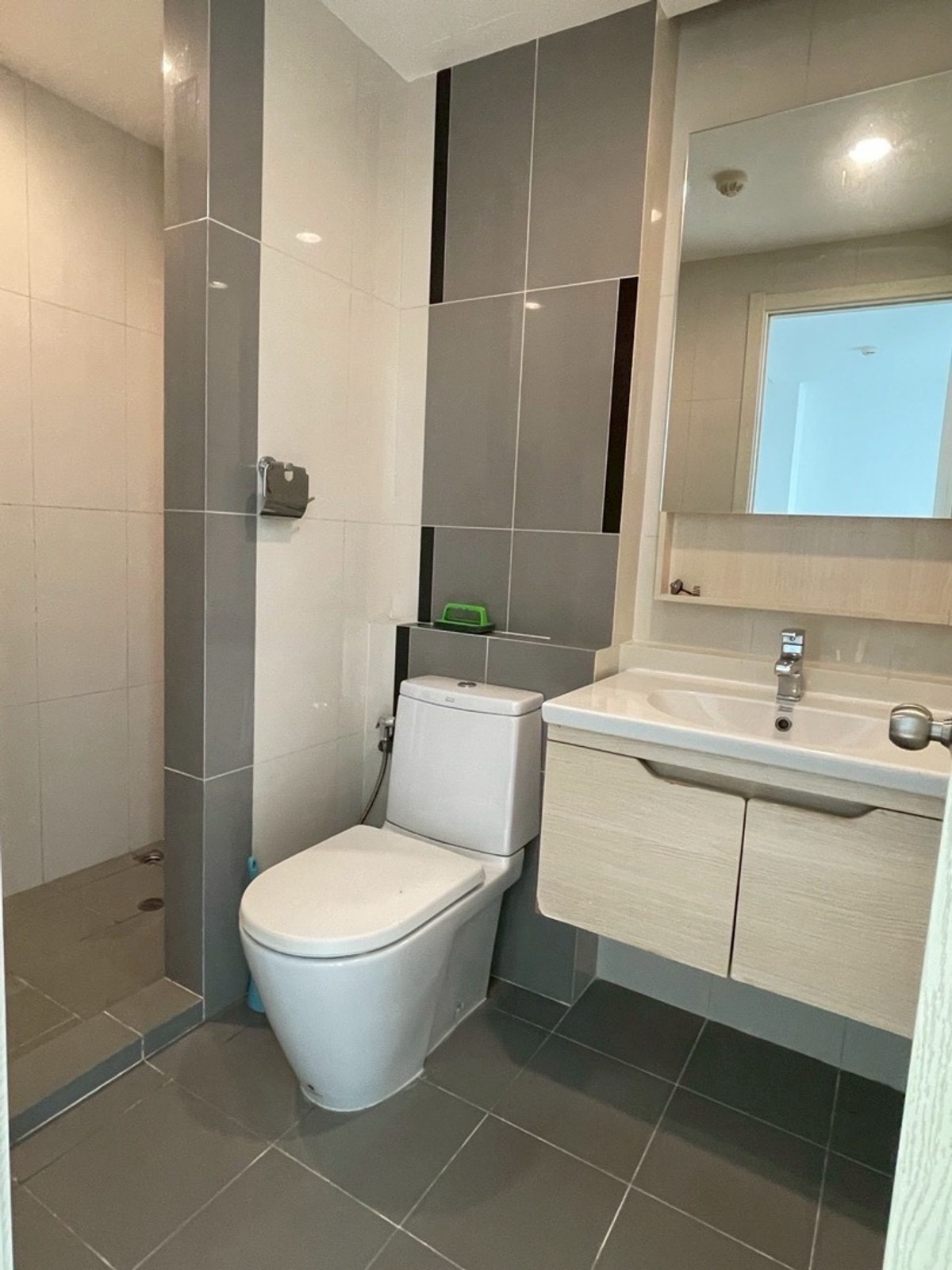 For RentCondoOnnut, Udomsuk : For rent, Artemis Sukhumvit 77, 1 bedroom, 1 bathroom, 30 sq m, 18th floor, beautiful room, fully furnished, ready to move in, price 13,000 baht.