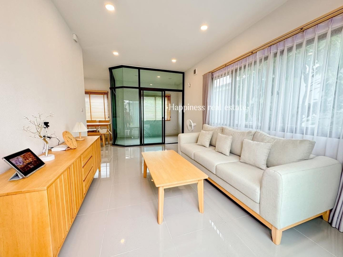 For SaleHouseChaengwatana, Muangthong : 💕 Beautiful house with furniture At a price of less than 5MB. 🫶 ✨🏡 Semi-detached house, detached house style. Near SISB International School, Nonthaburi