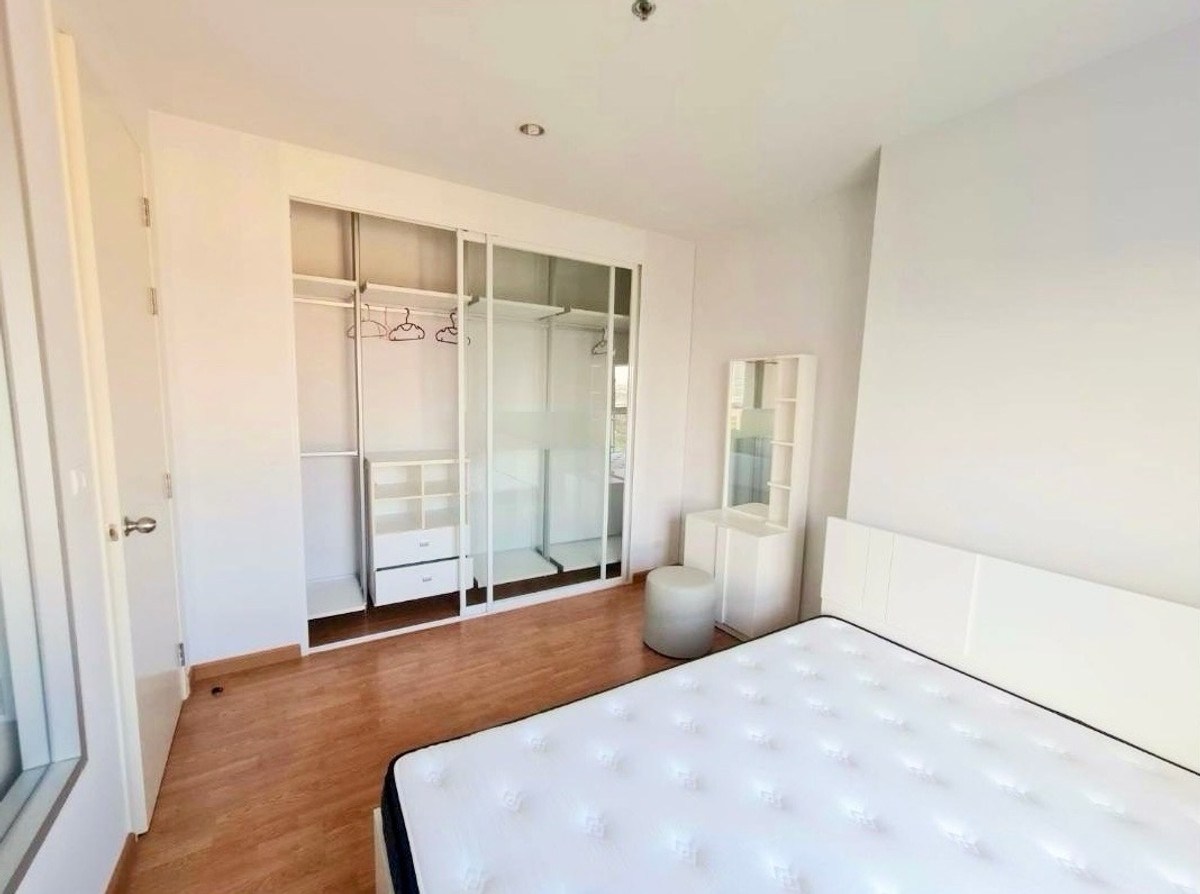 For RentCondoBang kae, Phetkasem : For rent, built-in room, beautifully decorated. Ready to move in, The Parkland Phetkasem Condo, next to Lak Song MRT.
