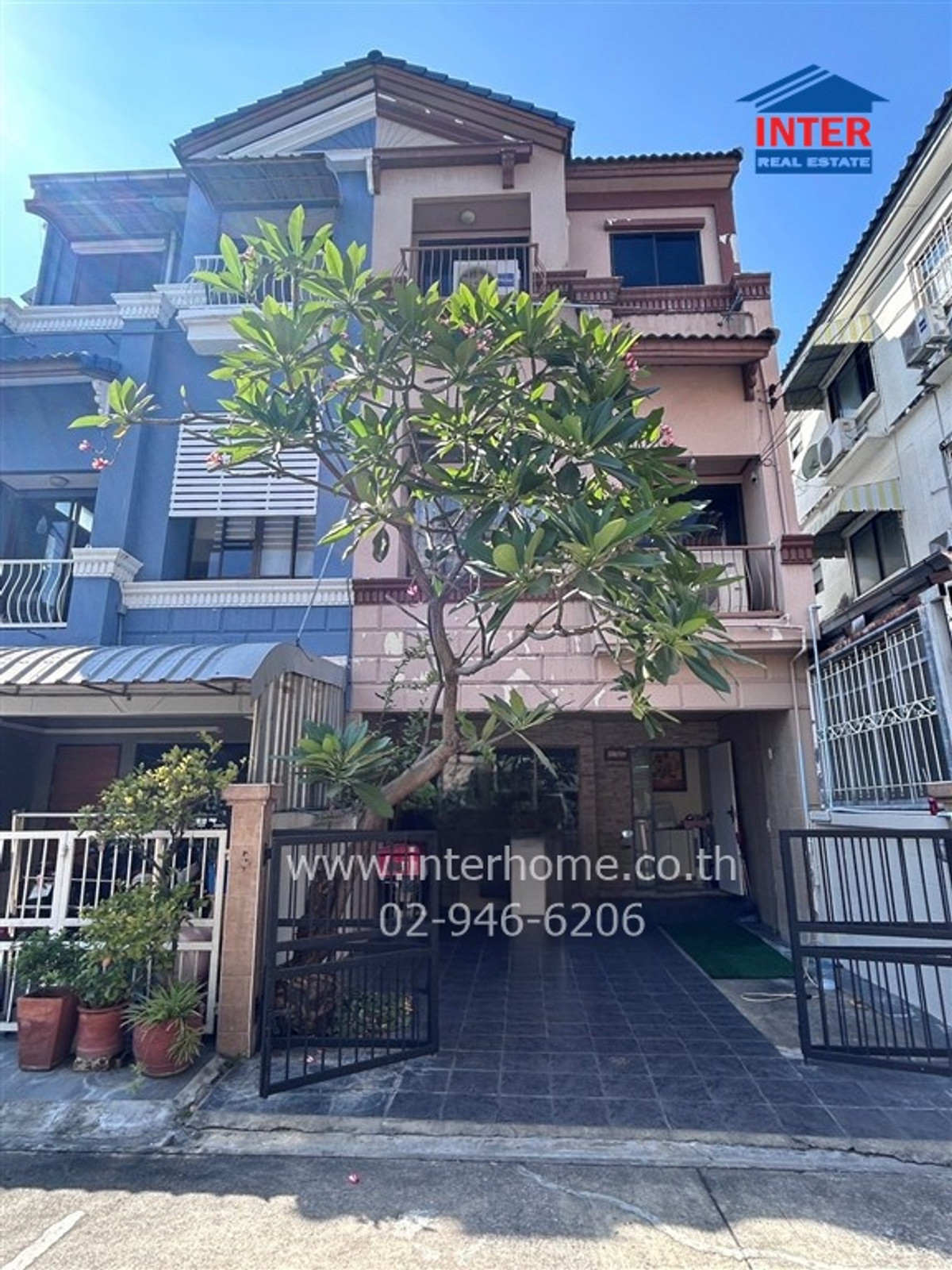 For SaleTownhomeChokchai 4, Ladprao 71, Ladprao 48, : Townhome, 3 floors, 21.9 sq m, Klang Muang Village. Mengjai-Lat Phrao Soi Lat Phrao 80 (Soi Chantima), Lat Phrao Road, Pracha Uthit Road Wang Thonglang District Bangkok