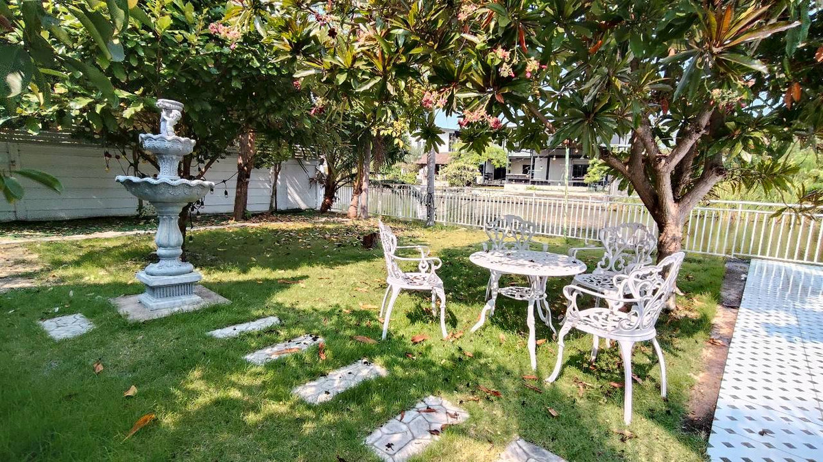 บ้านเอกชัย บางบอน :  ให้เช่า/ขาย บ้านเดี่ยวหรู พร้อมสระว่ายน้ำส่วนตัว ติดทะเลสาบ เอกชัยเลควิลล์ | คุณภาพชีวิตระดับ Private Resort ✨🍷 เหมาะสำหรับสังสรรค์ รับรองแขก หรือพักผ่อนกับครอบครัว