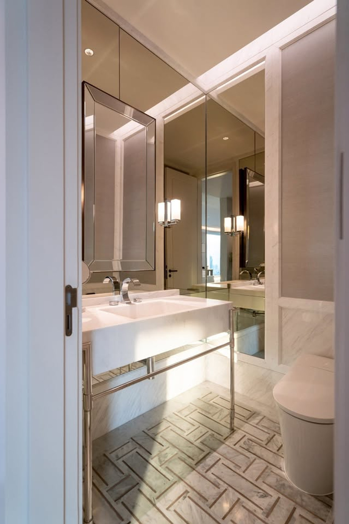 CondoWitthayu, Chidlom, Langsuan, Ploenchit : 🏙 FOR SALE/RENT : One 89 Wireless | One Bangkok Penthouse 44th floor