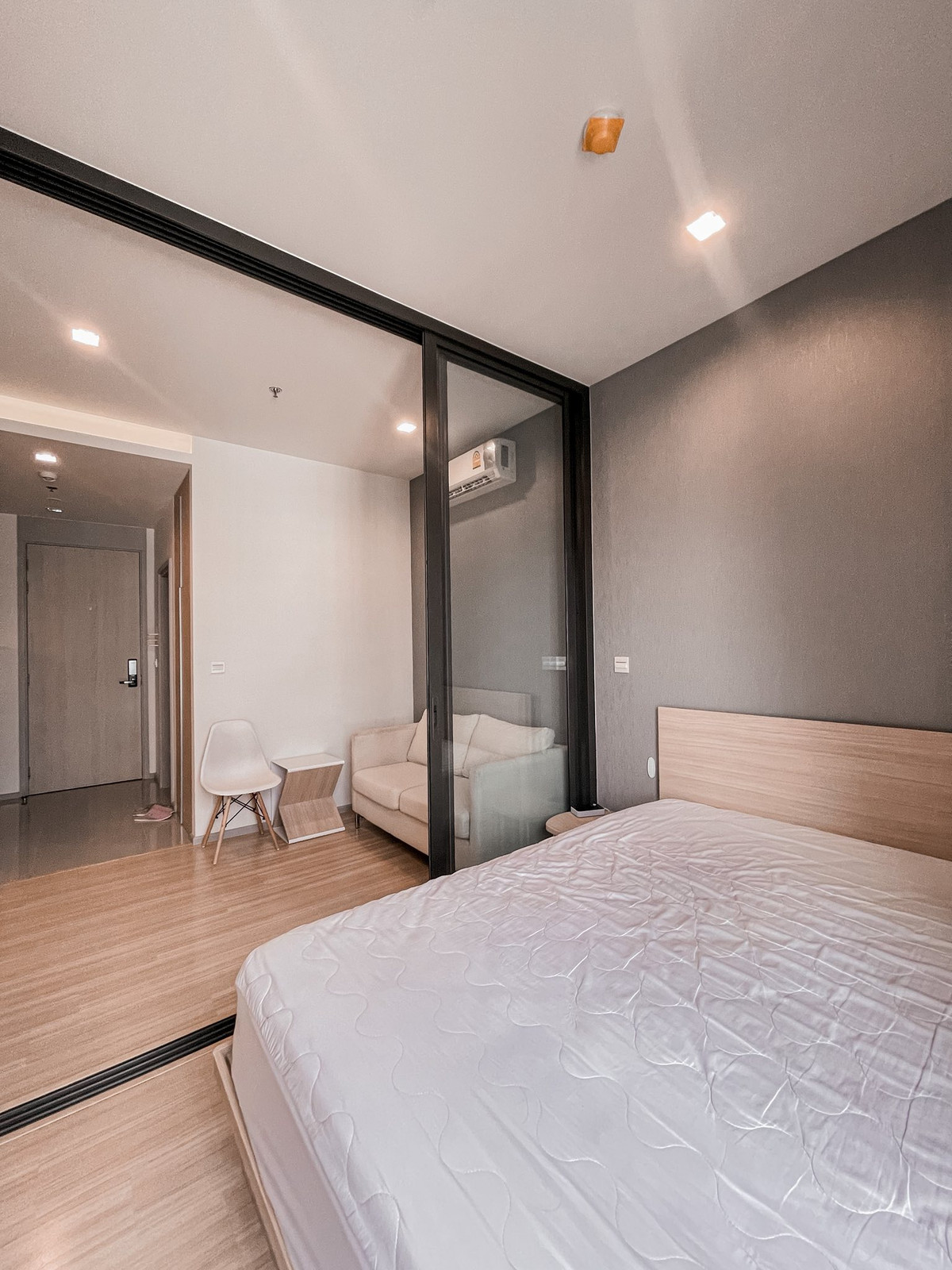 For RentCondoSapankwai,Jatujak : Ready to move in on January 20, 2026 🌍 Condo for rent, Pet Friendly, pets allowed, good quality room, full of electrical appliances, ready to move in 🚄 near BTS and MRT Mo Chit Council (with shuttle service)