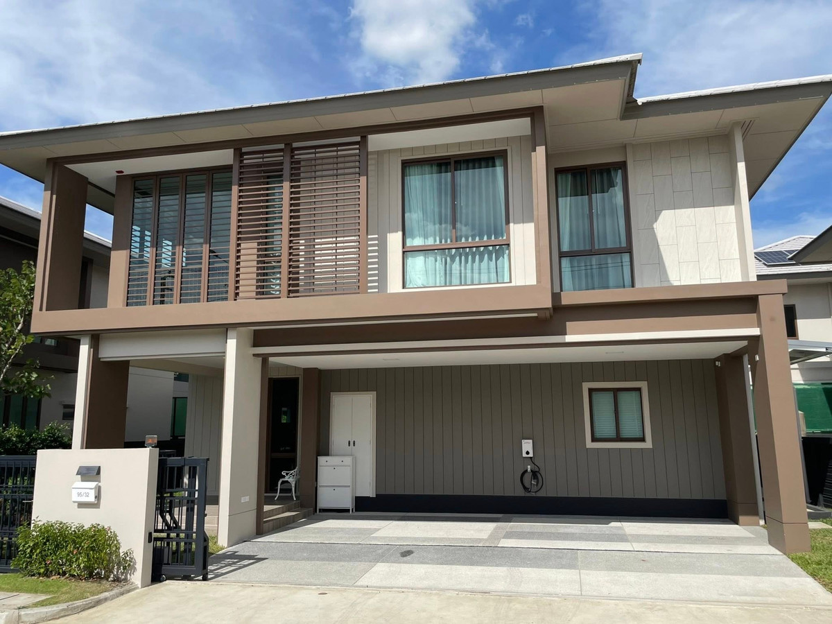 For RentHousePattanakan, Srinakarin : 🏡 Premium Family Home Next to Brighton International School | Burasiri Krungthep Kreetha